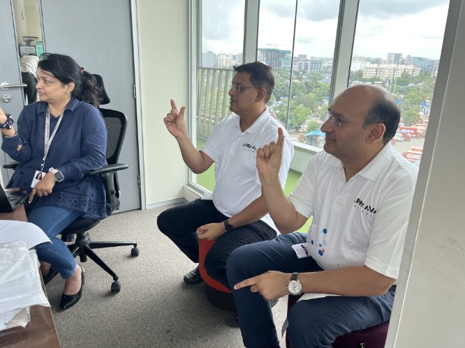 Know Apraava in Sign Language