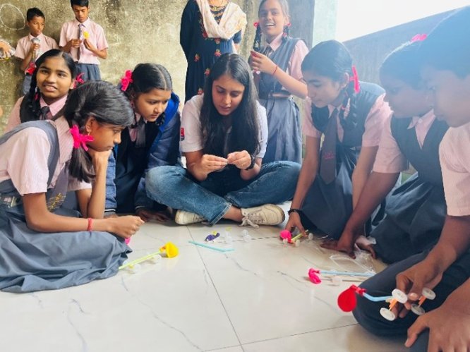 Volunteering with Future Leaders