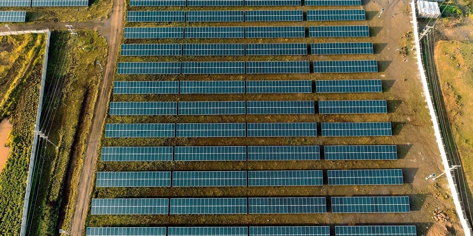 Rajasthan solar panel array, 250 MW capacity
